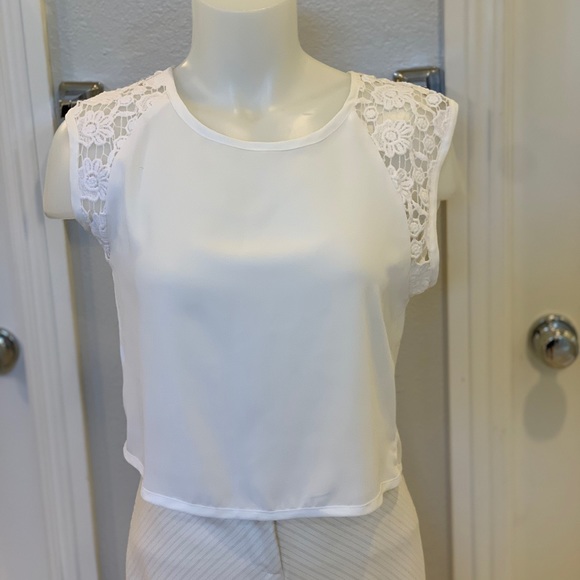 Top - Picture 3 of 4